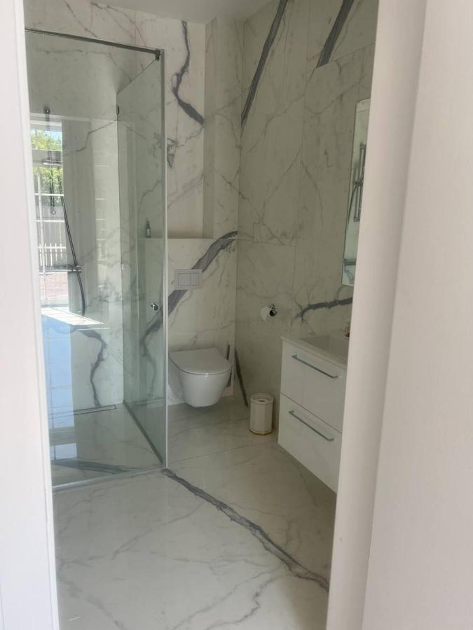 Karkles Oaze Apartment ภายนอก รูปภาพ